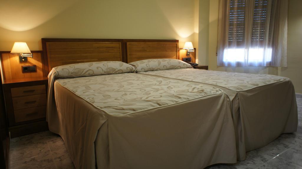 Hotel Puente Romano Alcantara  Room photo